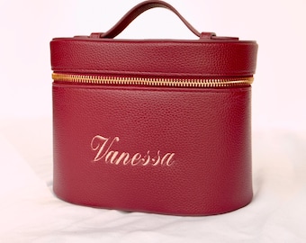 Embroidered Vanity Makeup Case with Name – Personalized Travel Organizer