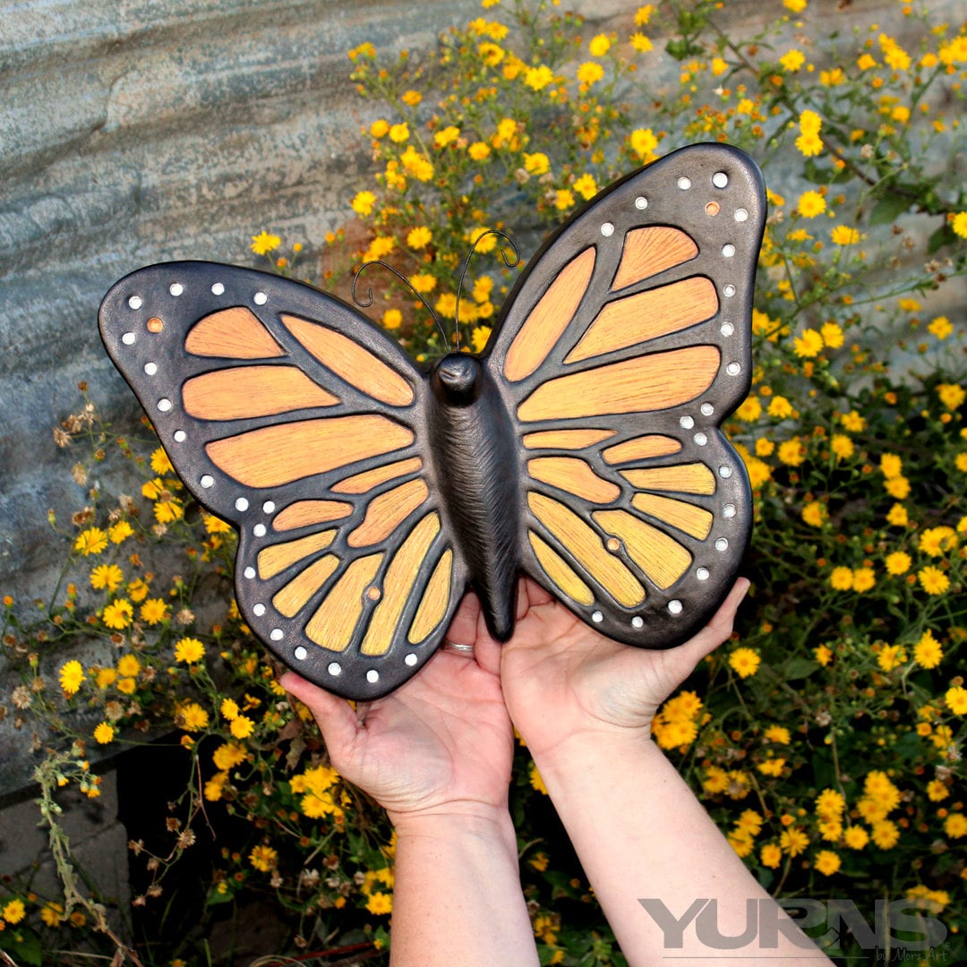 Personalized Monarch Butterfly Cremation Urn – Unique Artistic Ceramic Sculpture for Memorializing Loved Ones