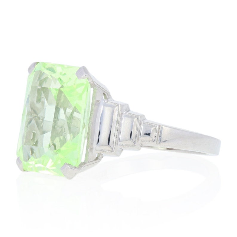 7.00ct Rectangle Cut Synthetic Spinel Vintage Ring 14k Gold Cocktail Solitaire