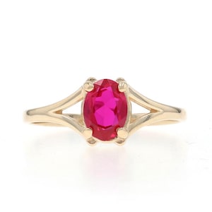 Pierścionek z żółtego złota z rubinem solitaire, owalny, 14k, 0,90 ct