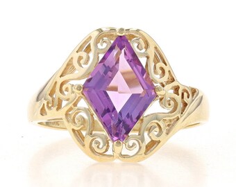 Yellow Gold Amethyst Cocktail Solitaire Bypass Ring - 10k Lozenge 1.50ct