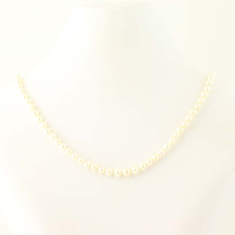 Graduated Cultured Pearl Necklace 17 12-14k White Gold Knotted Strand