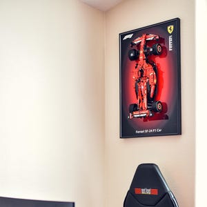 Cadre mural en aluminium pour voiture Ferrari SF-24 F1 LEGO® Technic ( #42207)