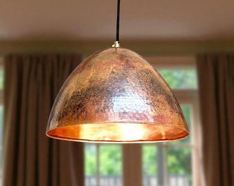 Lámpara colgante de cobre martillado hecha a mano: Lámpara colgante rústica con forma de cúpula