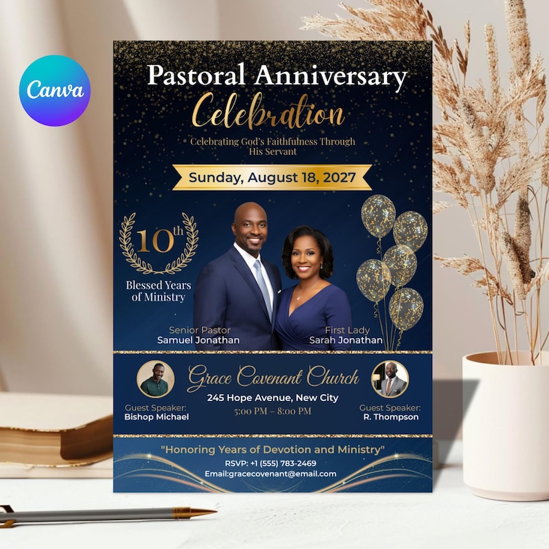 Puede incluir: Una invitaci&oacute;n azul marino para una Celebraci&oacute;n del Aniversario Pastoral. El dise&ntilde;o incluye texto dorado, im&aacute;genes de una pareja y globos. El evento es el domingo 18 de agosto de 2027 en Grace Covenant Church.