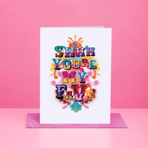 Chut, vous êtes ma carte de voeux préférée, typographie Bless Up, BU018