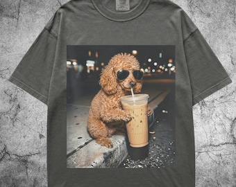 Camiseta divertida de caniche Comfort Colors®, camiseta para perro con café helado, meme animal, ropa para perro de ciudad, regalo para mamá caniche, camiseta sarcástica para perro