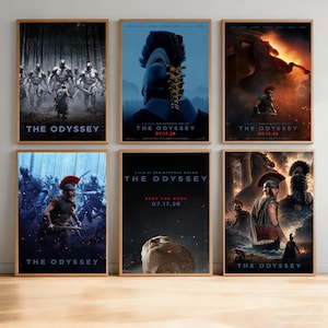 Puede incluir: Seis pósteres de película enmarcados de The Odyssey, cada uno con escenas distintas de guerreros antiguos, cascos, barcos y estatuas de piedra en paletas de colores oscuros y dramáticos con el texto The Odyssey y la fecha 07.17.26.