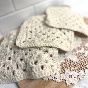 Set of 3 Cream Crochet Potholders, Granny Square Hot Pads, Farmhouse Kitchen Decor