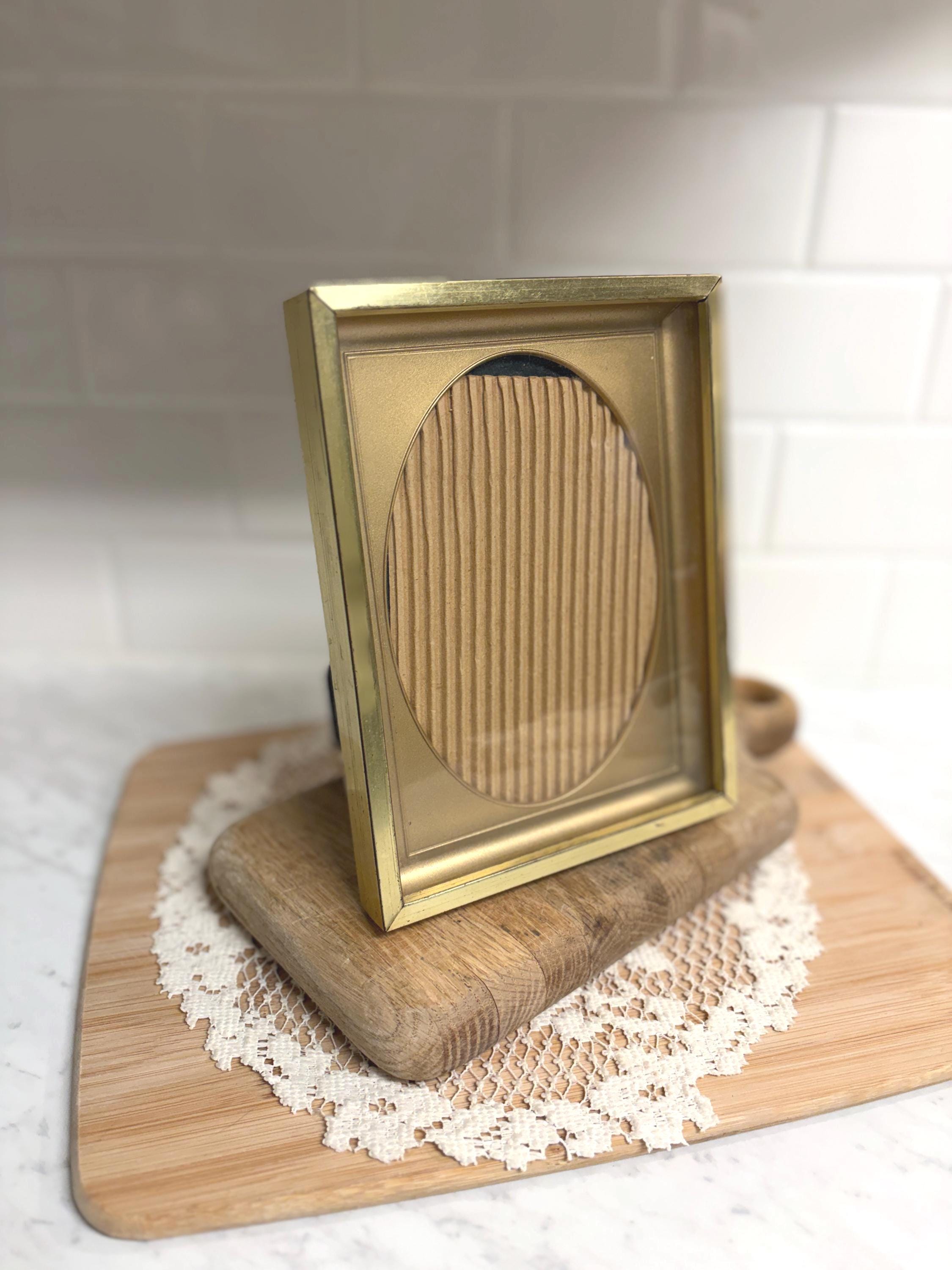 Vintage Brass Oval Picture Frame | Convex Glass, 5x7 Photo - Etsy