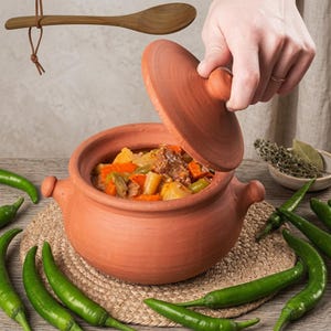 Kleiner Terrakotta Kochtopf mit Deckel: Handgemachter unglasierter Ton Biryani Handi, Mexikanisch