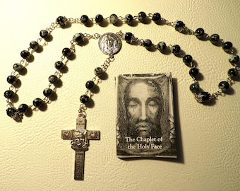 Holy Face of God Chaplet with Black and white beads