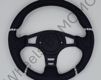 MOMO ブラックカーボンファイバーライクストリートスポーツ