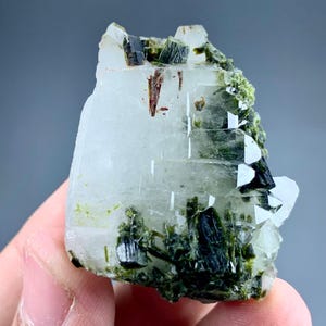 Green Tourmaline with Quartz Matrix – Natural Verdelite Mineral – Collector Crystal ( 33 Gram )