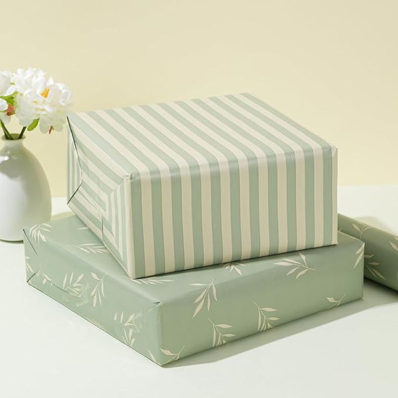 Reversible Green Gift Wrapping Paper Roll 17.5 X 33 Feet Beige Leaves ...