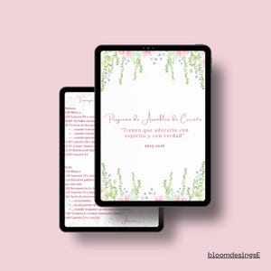 Puede incluir: Dos tabletas digitales que muestran un programa con texto en español, detalles florales y el texto "Tienen que adorarlo con espíritu y con verdad" (Deben adorarlo en espíritu y en verdad). Las tabletas están sobre un fondo rosa.