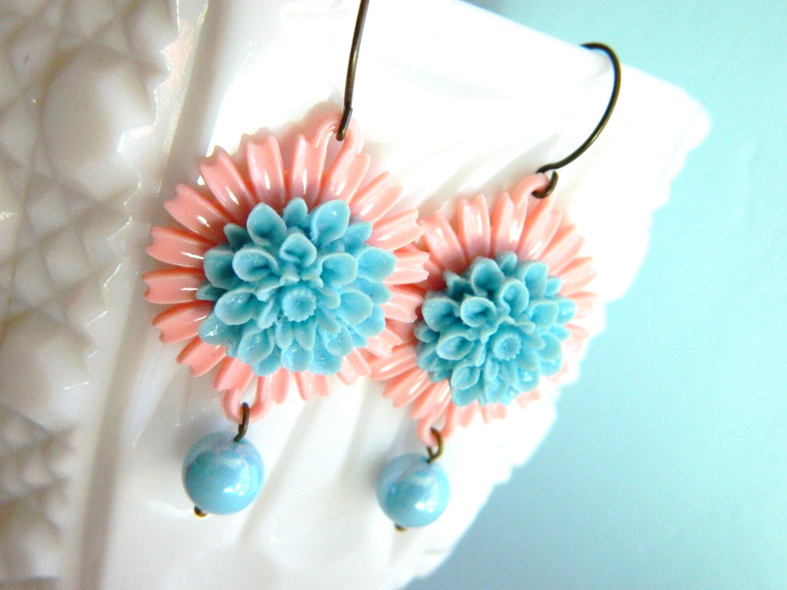 Retro Earrings, Pink Aqua Earrings, Daisy Flower Earrings, Retro Jewelry, Cotton Candy Pink ...