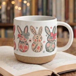 Taza floral de conejito de Pascua, taza de café de Pascua, taza de cerámica de Pascua, taza de café floral de primavera, tazas de café de primavera