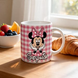 Personalized Minnie Mouse Gingham Mug, Custom Name Pink Bow Mouse Gingham Mug, Custom Disney Vacay Coffee Cup, WDW Trip Gift imagen 6