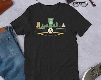 Camiseta unisex Light the Green A's / Camiseta para fanáticos de la reubicación del béisbol de Sacramento