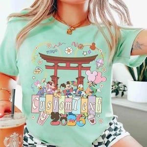 Disneyland Tokyo Musse och vänner personlig t-shirt, personlig Disney Japan familjesemestertröja, DisneySea matchande t-shirt, WDW Trip-tröja bild 5