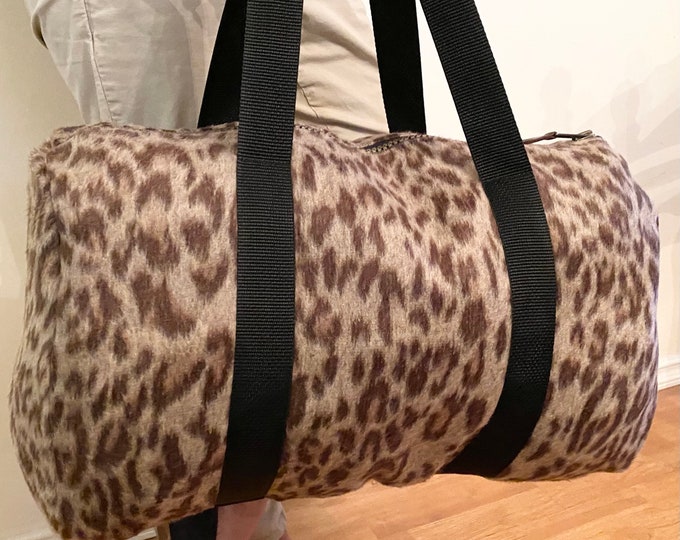 Travel Weekend Bag In Faux Fur Animal Print
