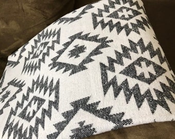 Wool Blend Blanket Throw In White With Dark Grey Southwest Print