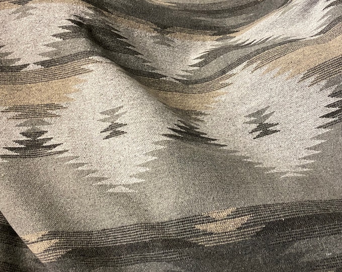Wool Blend Blanket Throw In Diamond Print In Greys And Light Beige