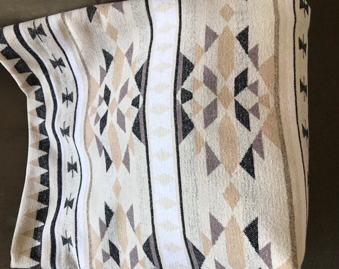 Wool Blend Blanket Throw In Cream Tones - Sicamous