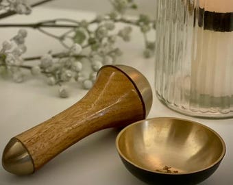 Varita Kansa de bronce de doble cúpula y cuenco para aceite / Set de herramientas para masaje facial ayurvédico / Regalo artesanal para el bienestar y el cuidado de la piel