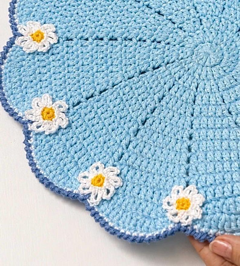 Crochet Placemat Pattern PDF, Daisy Applique Placemat, Round Table Mat ...