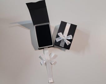 Magnetic Ribbon Jewelry Gift Box – Black Velvet Insert, Set of 5