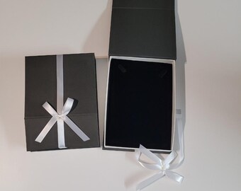 Magnetic Closure Necklace Box - Black Velvet Insert, Ribbon Detail (Set of 6)