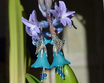 Bellflower earrings, blue flower fairy jewelry, bluebell earrings with crystals, elven jewelry, fairycore forest witch earrings