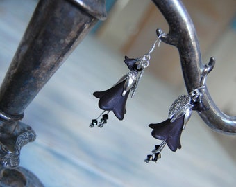 Pendientes de flores negras góticas, pendientes negros boho de bruja, joyas de hadas victorianas, pendientes de vampiros góticos, joyas de brujas mori kei strega oscuras