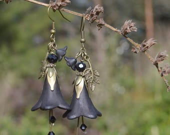 Black flower earrings with bronze leaf and crystal, gothic fairy princess jewelry, dark elf forestcore naturecore Autumn forest witch