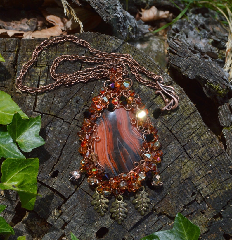 Colgante de hoja de otoño, collar envuelto en alambre de cristal rojo y oro, joyas del bosque de otoño, collar de hadas, colgante de envoltura de alambre de cobre mori girl elf imagen 6