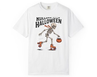 Rolling Into Halloween Skeleton Shirt, Retro Roller Skate Skeleton Tee, Funny Halloween T-Shirt, Vintage Spooky Season Gift