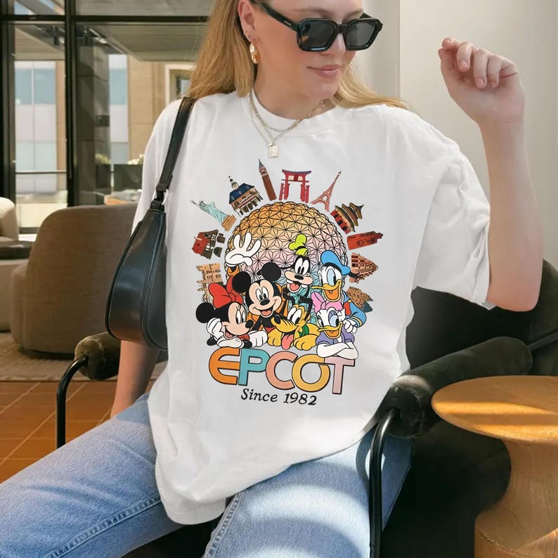 Disney Epcot World Png, Mickey & Friends 1982 Png, Mickey Mouse, Minnie e Mickey Disneyland Family Trip, Disney Matching Digital Download immagine 7