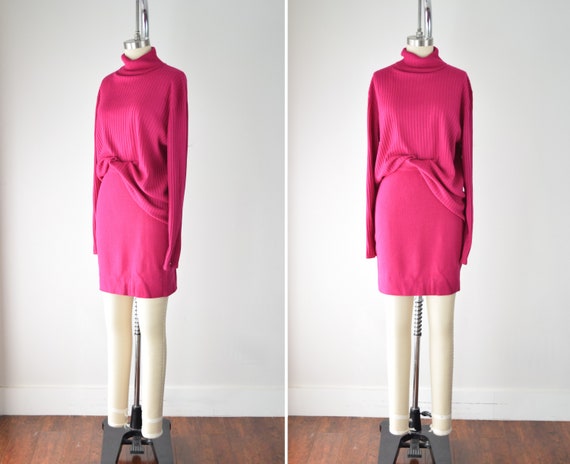 Cashmere Turtleneck & Skirt Set / High Waist Skirt