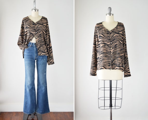 Tiger Print Collarless Blouse Med / Long Sleeve An