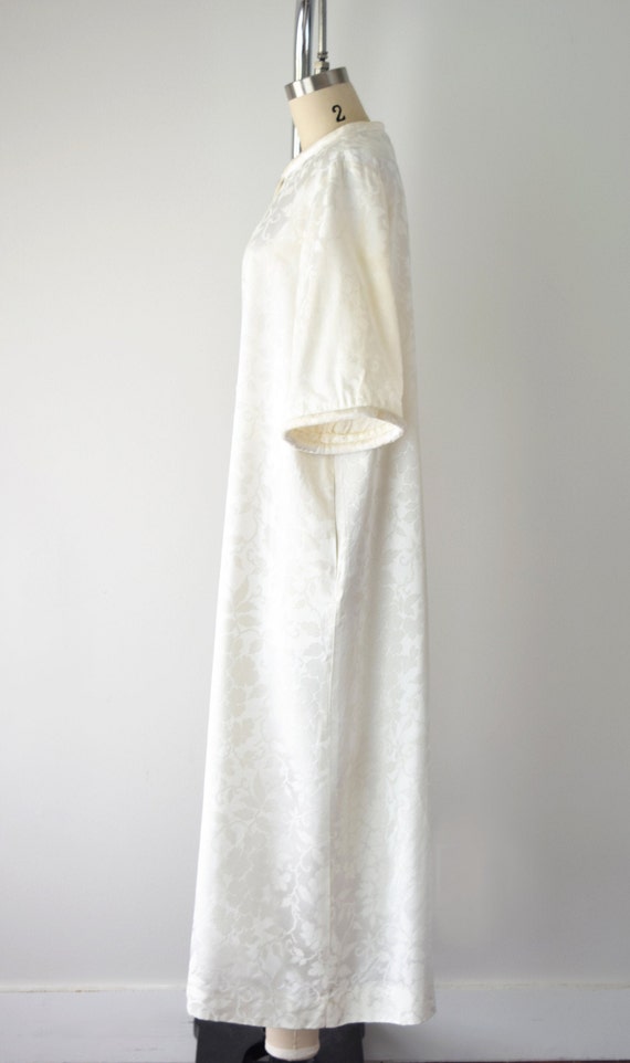 60s White Brocade Duster Lg / Pearl White Duster … - image 5