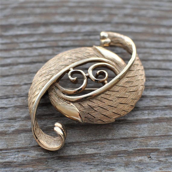 Fashon Sparkling Gold Toned Broach Pin s-l400.jpg main image 4