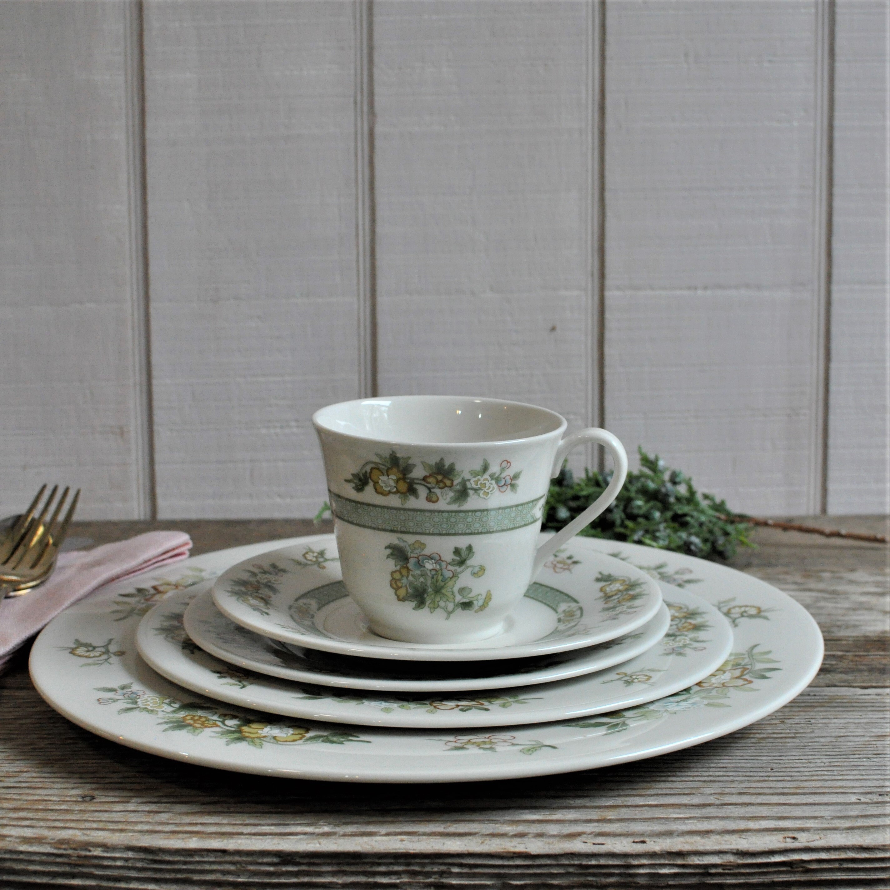 -DOULTON花柄陶器ナプキンリング 5個セット　シュガーポッド2個 Royal Doulton Tonkin, 5 Piece Place Setting, Yellow Green
