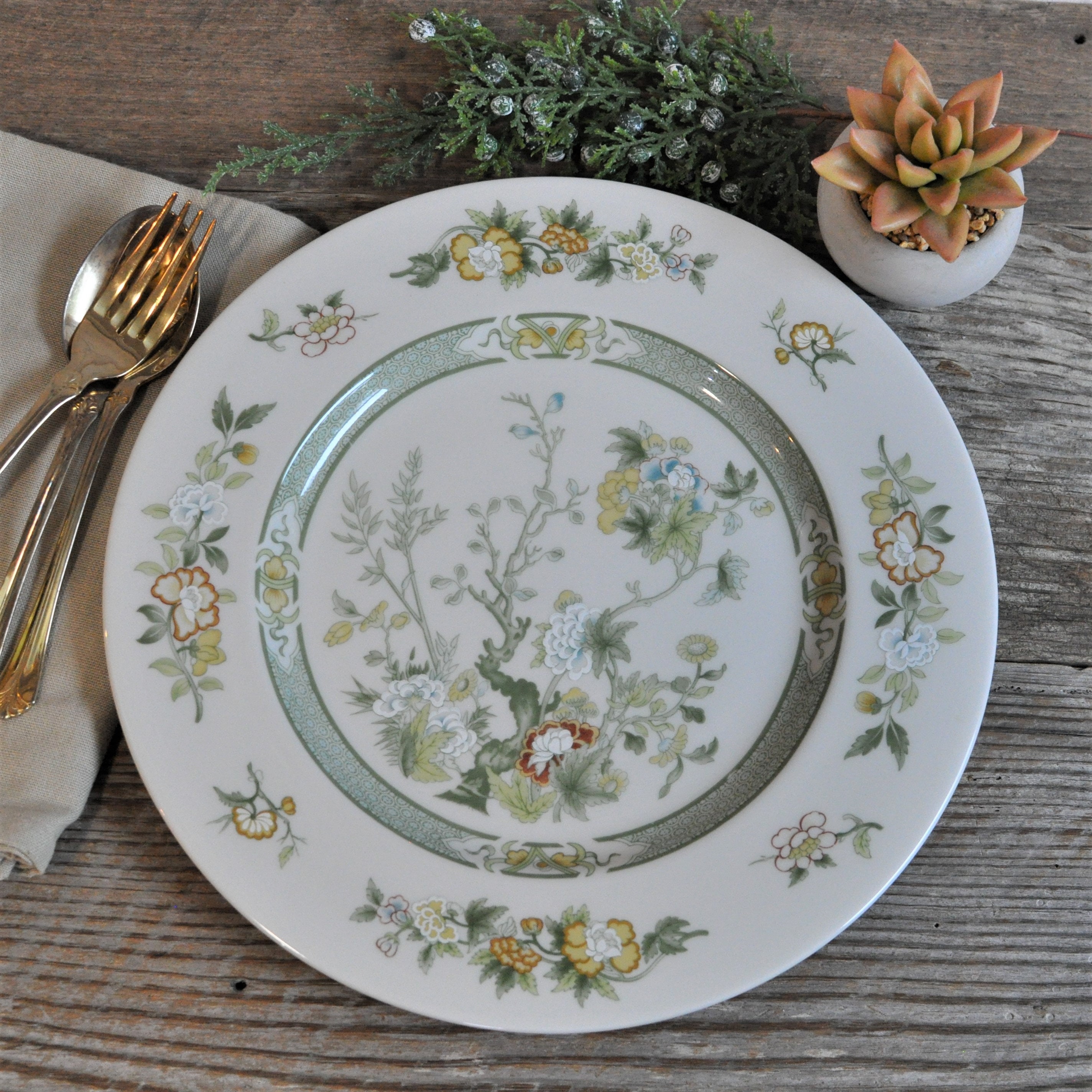 Royal Doulton Tonkin, Dinner Plate, Yellow Green Floral  Royal Doulton Colorful Dinner Plate in Unknown Pattern # 26727 main image 0