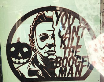 Michael Myers Metallausschnitt mit Kürbis