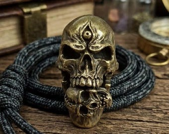 Cuenta de paracord con calavera anidada con tercer ojo, dije de latón antiguo para cordón EDC para cuchillos y herramientas, joyería gótica de esqueleto, regalo para hombres, BlitzMade