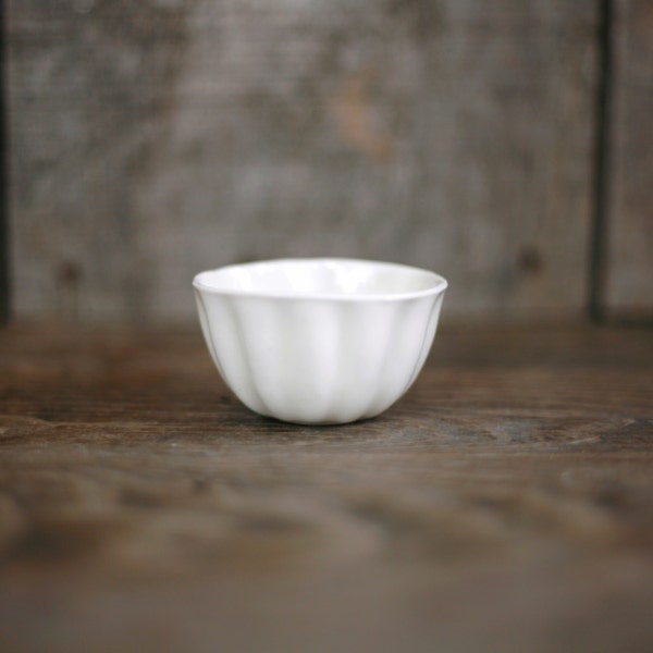 Pinch of salt - Pincée de sel - small bowl - blue anchor