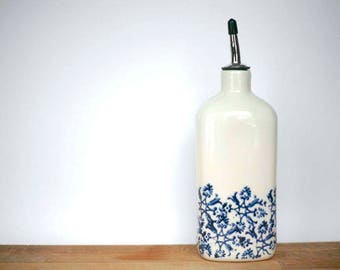 Olive oil bottle / Pour l'huile d'olive / artetmanufacture