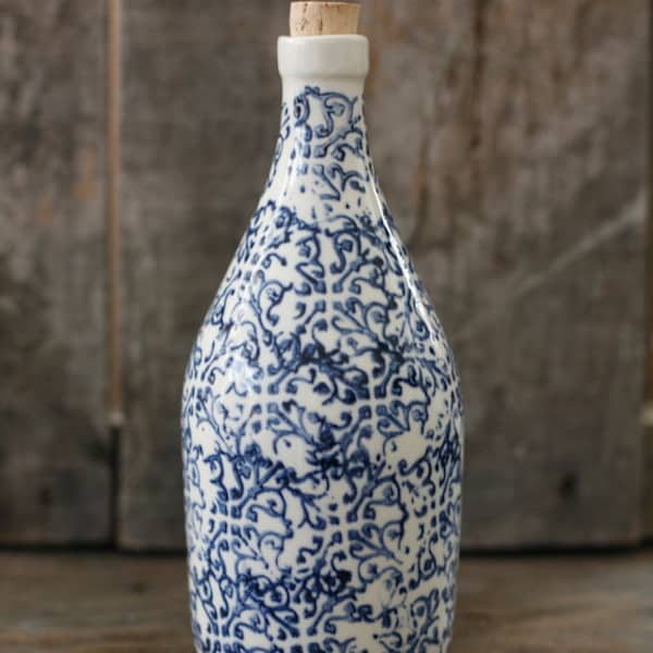 Pour le sirop d'érable/ Oil bottle- Maple syrup canister - white and blue